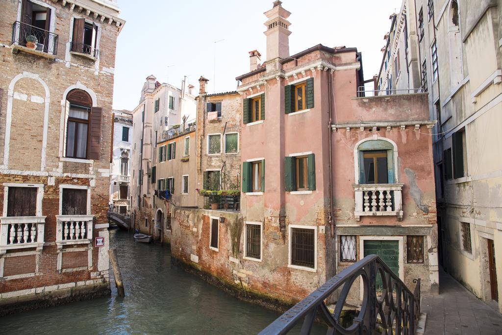 Charming Venice Apartments Exterior foto